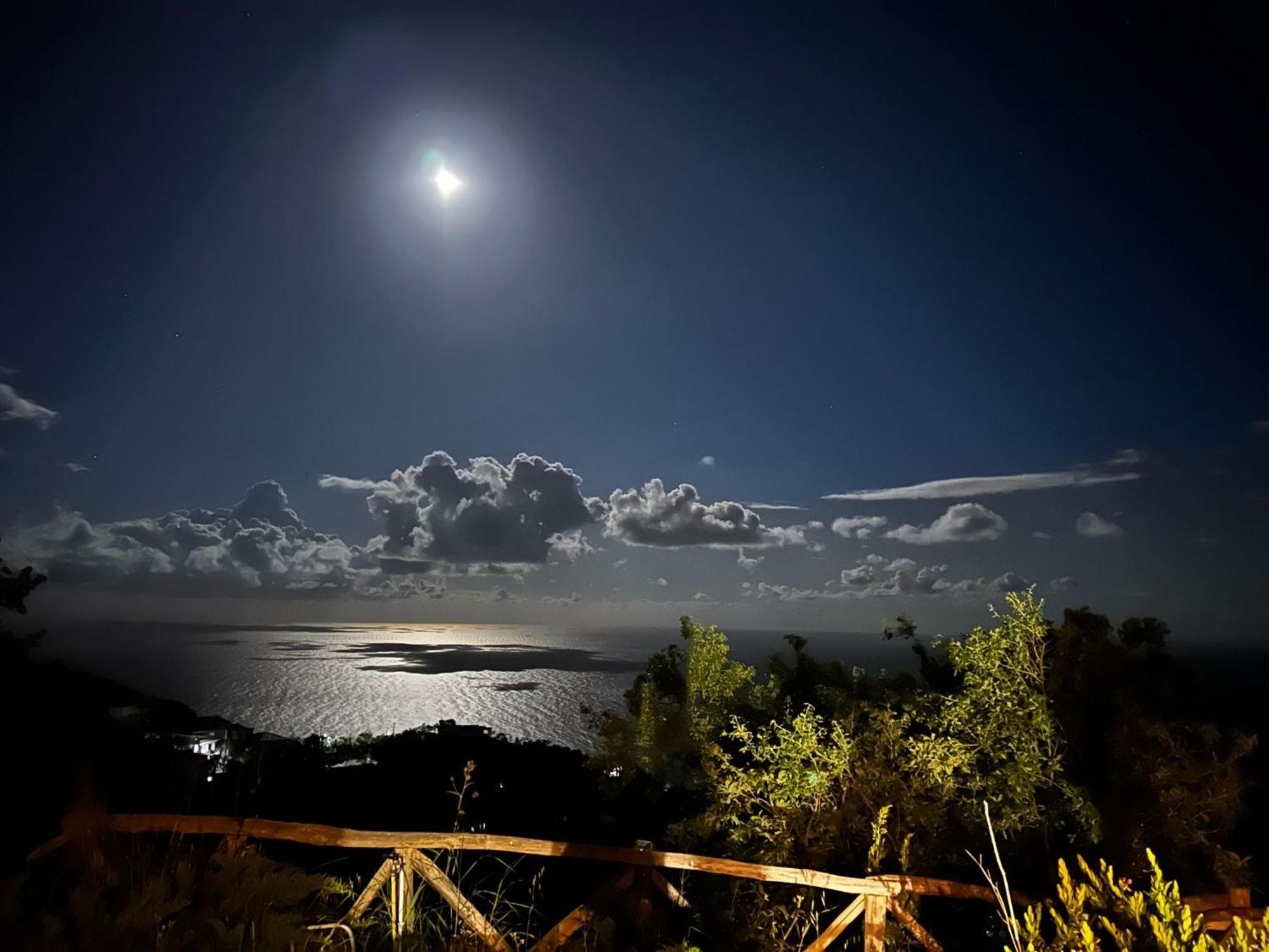 Bed and Breakfast Groove'N'Grove Сант-Агата-суй-Дуе-Гольфі Екстер'єр фото